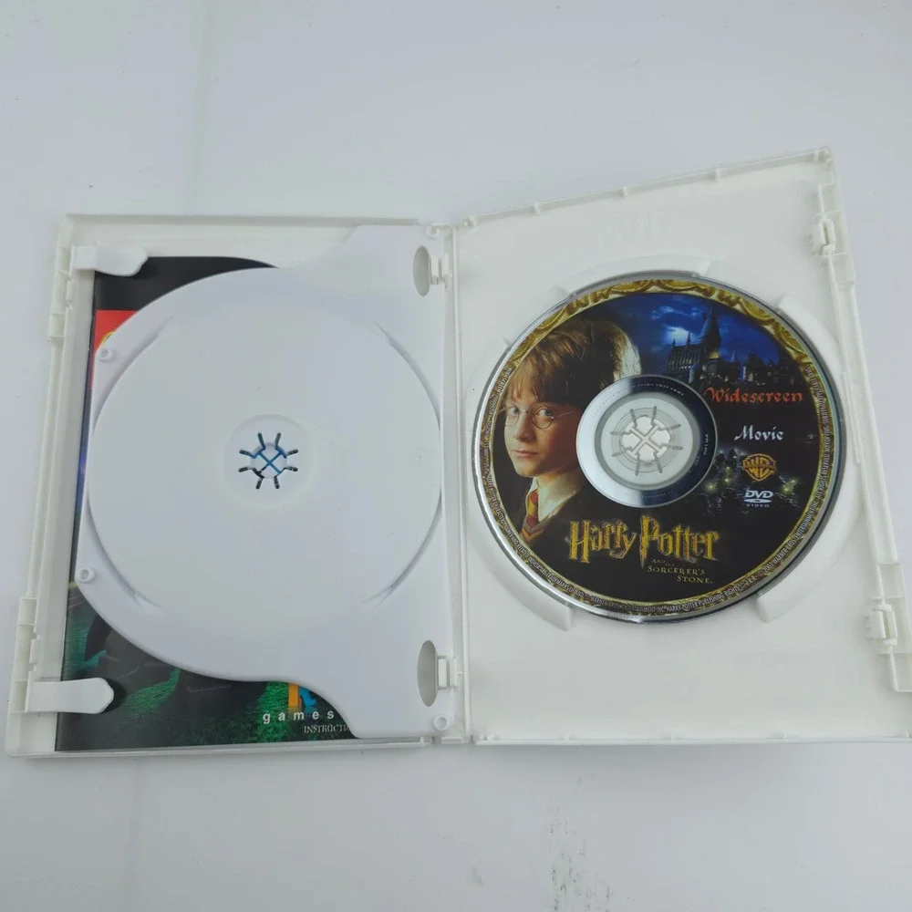 LEGO‎ Harry Potter Years 1-4 Nintendo Wii Game with Sorcerers Stone DVD Movie